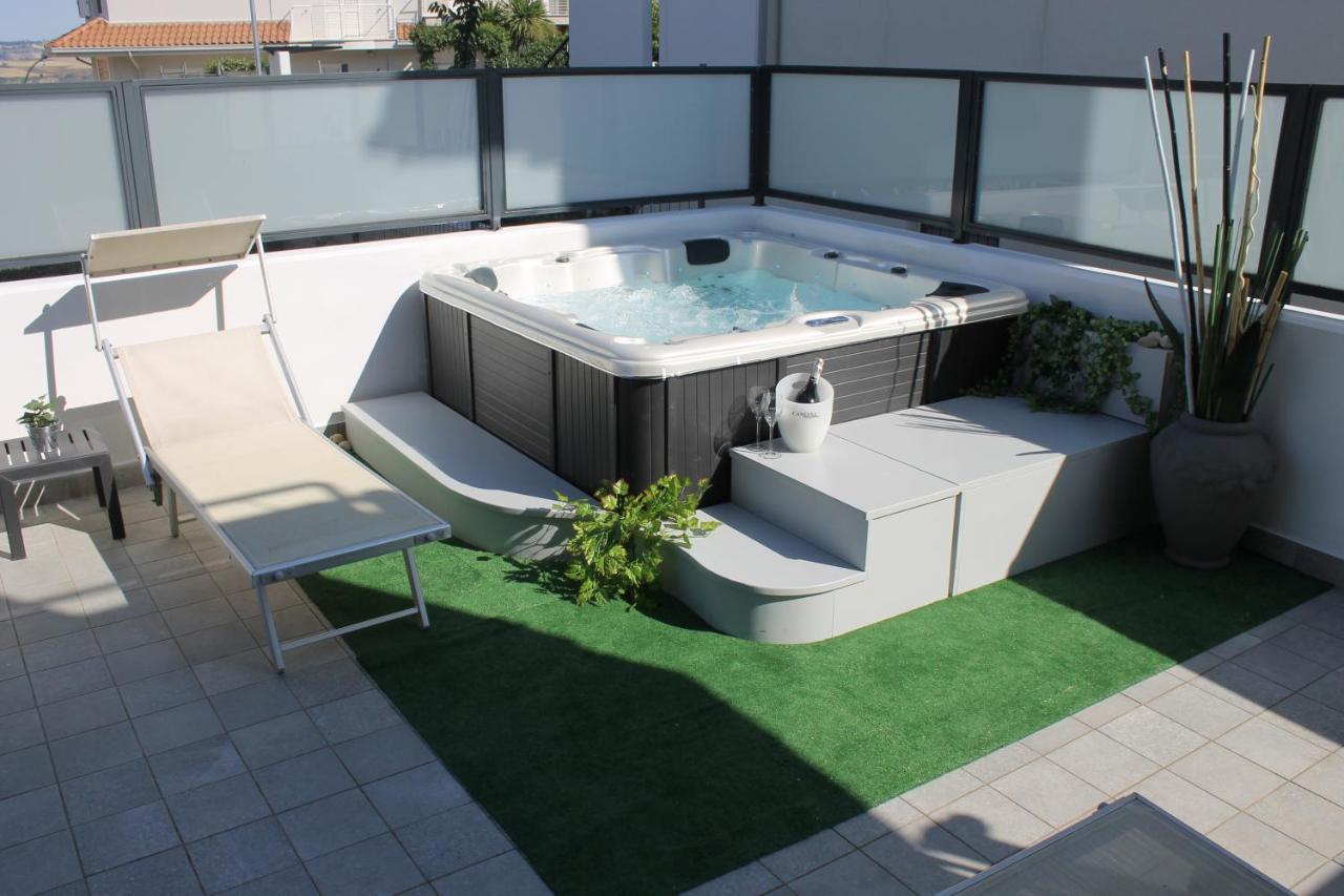 Villa Bianca Hotel & Spa San Salvo Eksteriør billede