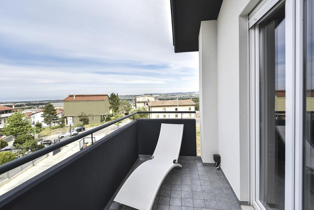 Villa Bianca Hotel & Spa San Salvo Eksteriør billede